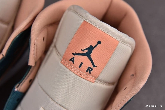 Green Dark BQ6472-308 BQ6472-308 Jordan Mid 1 Teal (W)  1124